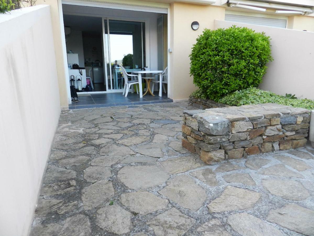 Appartement Les Pieds Dans L'Eau ! Le Lavandou Buitenkant foto